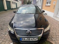 Schwarz Gebraucht 2007 VW Passat Sportline Kombi | 2.250 € (Guter Preis)