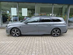 Grau Gebraucht 2024 Peugeot 308 GT Kombi | 28.890 € (Guter Preis)