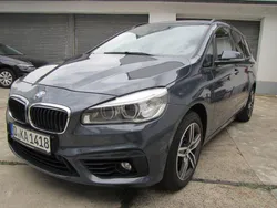 Grau Gebraucht 2017 BMW 218 Gran Tourer Sport Line Van / Kleinbus | 15.990 € (Guter Preis)