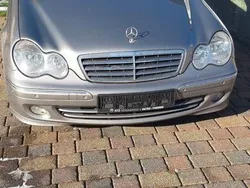 Silber Gebraucht 2004 Mercedes 220 Kombi | 2.200 € (Etwas zu teuer)