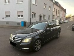 Grau Gebraucht 2012 Mercedes C300 AMG line Kombi | 12.950 € (Fairer Preis)