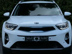 Clear white Gebraucht 2020 Kia Stonic Vision SUV | 12.950 € (Guter Preis)