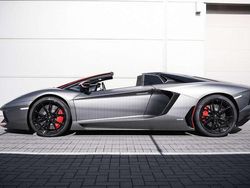 Grigio titans Gebraucht 2015 Lamborghini Aventador Cabrio | 409.900 €