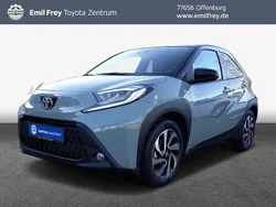 Grau Neu 2025 Toyota Aygo Kleinwagen | 19.990 €