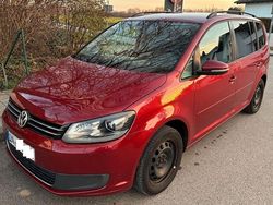 Rot Gebraucht 2012 VW Touran Comfortline Van / Kleinbus | 7.500 € (Fairer Preis)