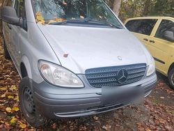 Silber Gebraucht 2006 Mercedes Vito Van / Kleinbus | 5.500 €