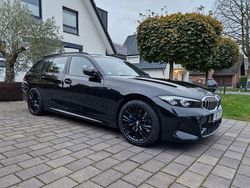 Schwarz Gebraucht 2024 BMW 330 M Sport Kombi | 37.900 € (Superpreis)