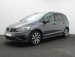 Delfingrau Gebraucht 2023 VW Touran Highline Van / Kleinbus | 38.150 € (Teuer)