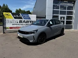 Grafik grau Gebraucht 2024 Opel Corsa Limousine | 20.290 € (Etwas zu teuer)