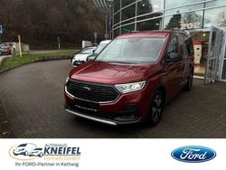 Rot Gebraucht 2024 Ford Tourneo Connect Active Van / Kleinbus | 30.950 € (Fairer Preis)