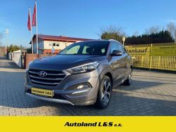 Grau Gebraucht 2017 Hyundai Tucson Advantage SUV | 12.990 € (Guter Preis)