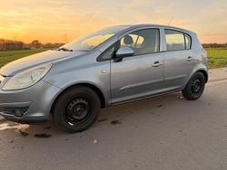 Grau Gebraucht 2007 Opel Corsa Limousine | 2.900 € (Fairer Preis)