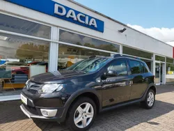 Schwarz Gebraucht 2015 Dacia Sandero Stepway Ambiance Kleinwagen | 8.999 € (Etwas zu teuer)