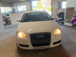 Weiß Gebraucht 2008 Audi A3 Attraction Limousine | 1.899 € (Superpreis)