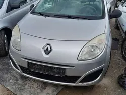 Silber Gebraucht 2008 Renault Twingo Authentique Kleinwagen | 1.000 € (Guter Preis)