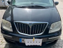 Schwarz Gebraucht 2008 Lancia Phedra Van / Kleinbus | 1.190 €