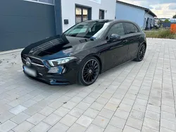 Schwarz Gebraucht 2020 Mercedes A200 Kleinwagen | 25.500 € (Teuer)