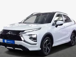 Weiß Gebraucht 2022 Mitsubishi Eclipse Cross Top SUV | 28.625 € (Etwas zu teuer)