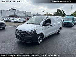Arktikweiss Gebraucht 2023 Mercedes Vito Van / Kleinbus | 29.155 € (Guter Preis)