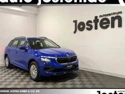 Blau (energyblau) Neu 2024 Skoda Kamiq Essence SUV | 22.950 € (Guter Preis)