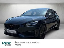 Mitternachtsschwarz Gebraucht 2024 Cupra Leon VZ Limousine | 30.980 € (Superpreis)