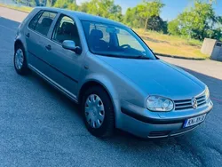 Silber Gebraucht 2002 VW Golf IV Kleinwagen | 2.200 € (Fairer Preis)