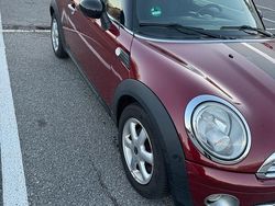 Rot Gebraucht 2009 Mini Cooper D Kleinwagen | 3.800 €