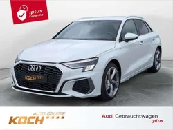 Gletscherweiß metallic Gebraucht 2024 Audi A3 Ambiente Limousine | 34.590 € (Teuer)