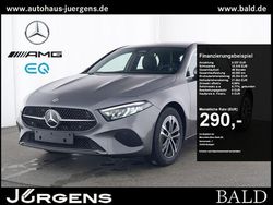 Grau metalliclack mountaingrau Gebraucht 2024 Mercedes A200 Progressive Limousine | 30.790 € (Fairer Preis)