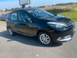 Schwarz Gebraucht 2014 Renault Scénic III Initiale Paris Van / Kleinbus | 8.600 € (Teuer)
