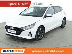 Weiss Gebraucht 2022 Hyundai i20 Edition 30 Kleinwagen | 13.530 € (Fairer Preis)