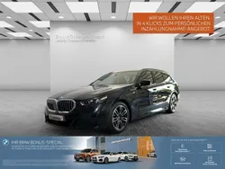 Schwarz Gebraucht 2024 BMW 520 Comfort Edition Kombi | 52.907 € (Guter Preis)