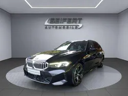 Black sapphire metallic Gebraucht 2023 BMW 320 M Sport Kombi | 39.660 € (Fairer Preis)