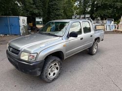 Silber Gebraucht 2004 Toyota HiLux Abholung | 5.900 € (Guter Preis)