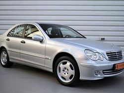 Silber Gebraucht 2004 Mercedes C180 Limousine | 11.990 €