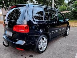 Schwarz Gebraucht 2011 VW Touran Sport Van / Kleinbus | 10.700 € (Fairer Preis)