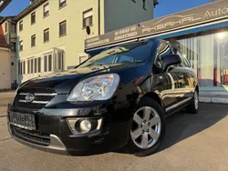Schwarz Gebraucht 2008 Kia Carens EX Van / Kleinbus | 999 € (Superpreis)