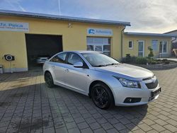 Silber Gebraucht 2010 Chevrolet Cruze LTZ Limousine | 3.990 € (Fairer Preis)