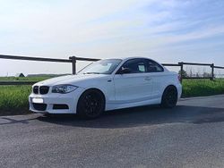 Weiß Gebraucht 2008 BMW 135 Coupé Performance Coupé | 29.900 €