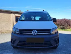 Weiß Gebraucht 2016 VW Caddy Van / Kleinbus | 12.000 € (Fairer Preis)