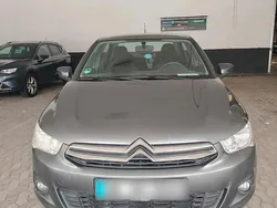 Grau Gebraucht 2014 Citroën C-Elysee I Limousine | 3.500 €