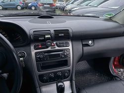 Orange Gebraucht 2001 Mercedes C180 Limousine | 4.500 €