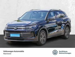 Deep black perleffekt Gebraucht 2024 VW Tiguan Life SUV | 36.390 € (Guter Preis)
