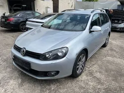 Silber Gebraucht 2011 VW Golf VI Trendline Kombi | 3.700 € (Fairer Preis)