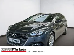 Grau Gebraucht 2016 Hyundai i40 Trend Kombi | 12.980 € (Etwas zu teuer)