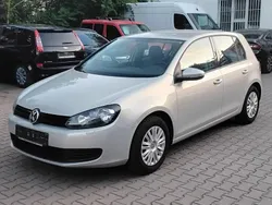 Gold Gebraucht 2009 VW Golf VI Trendline Kleinwagen | 6.850 € (Fairer Preis)