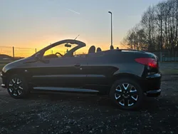 Schwarz Gebraucht 2003 Peugeot 206 CC Cabrio | 2.699 € (Etwas zu teuer)