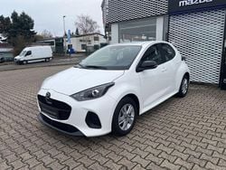 Weiß Gebraucht 2024 Mazda 2 Center-Line Limousine | 24.490 € (Fairer Preis)