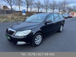 Schwarz Gebraucht 2009 Skoda Octavia Ambiente Kombi | 5.500 € (Etwas zu teuer)