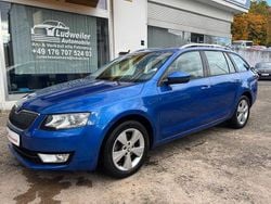 Blau Gebraucht 2014 Skoda Octavia Elegance Kombi | 10.999 € (Guter Preis)